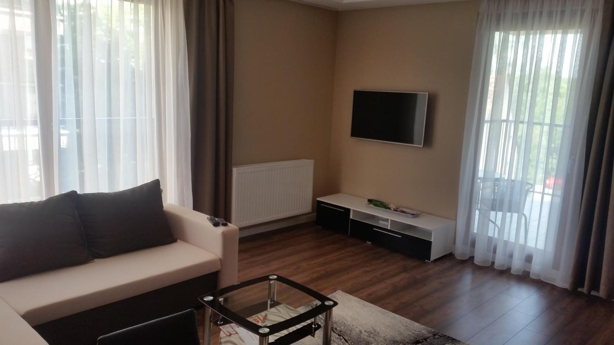 Apartament Wilga Park Cracovie Extérieur photo