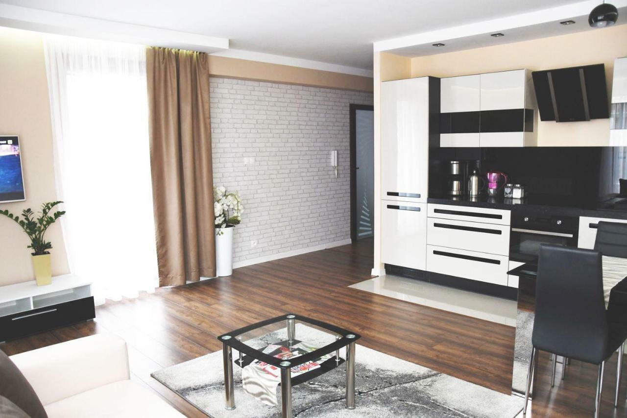 Apartament Wilga Park Cracovie Extérieur photo
