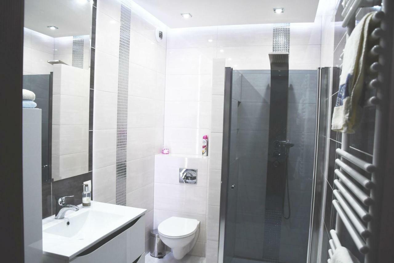 Apartament Wilga Park Cracovie Extérieur photo